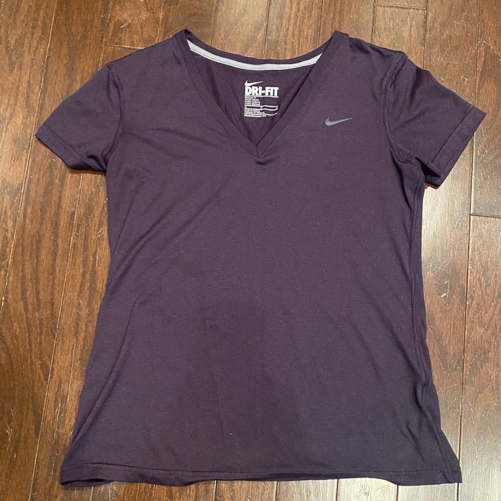 Nike Dri-fit V-neck Women’s Workout Top Size M